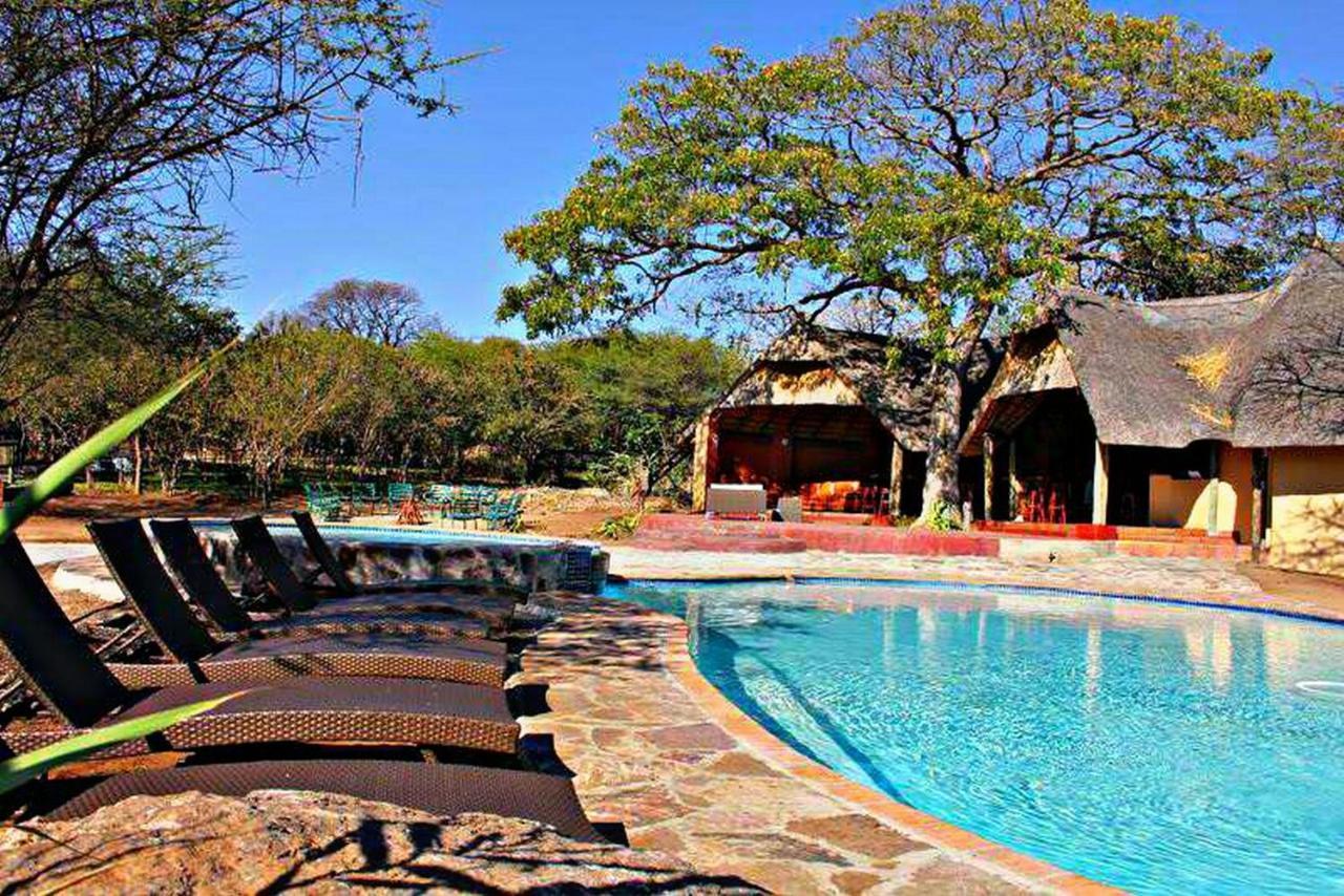 Kwalape Safari Lodge Kasane Eksteriør bilde
